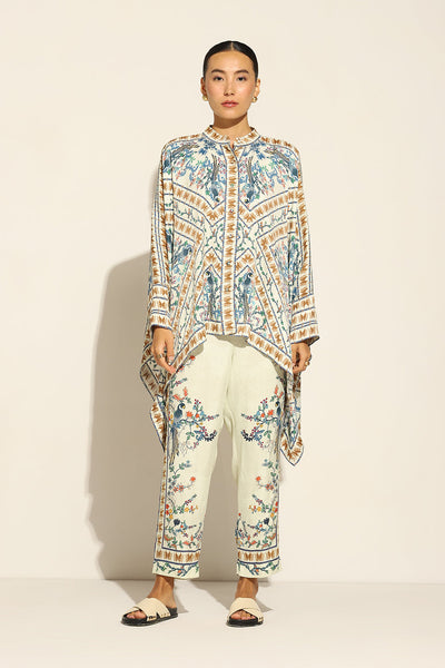 Alisha Pekha in Esme Kaftan