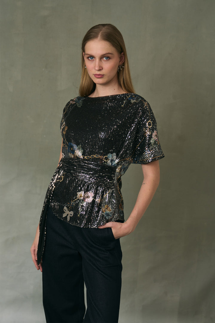 ELARIS ASYMMETRIC TOP