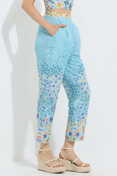 Deeksha Mishra in Sayda Rara Pants