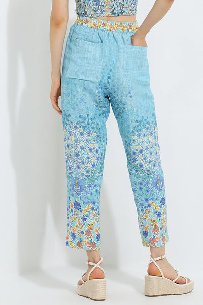 Deeksha Mishra in Sayda Rara Pants