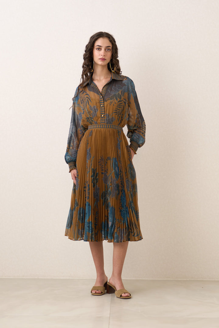 Cally Sleeved Pleated Dress