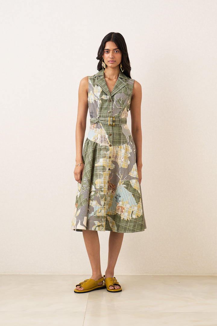 Bela Knotch Collar Tler Dress