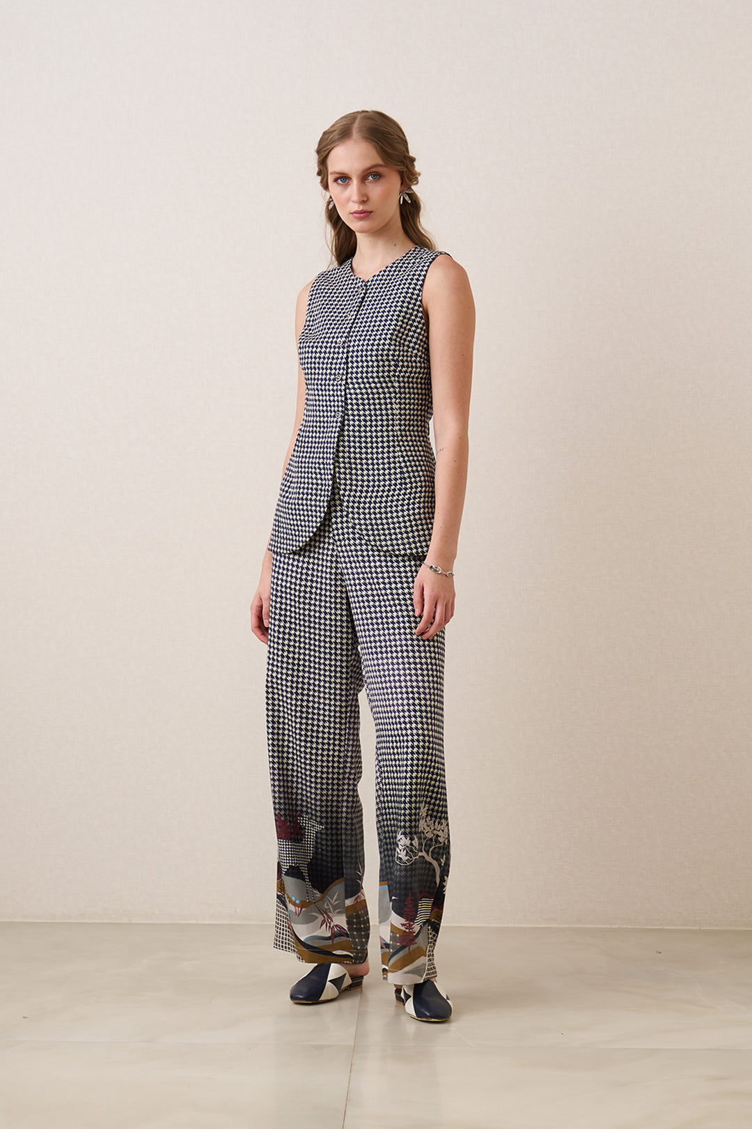Noah Sleeveless Waistcoat