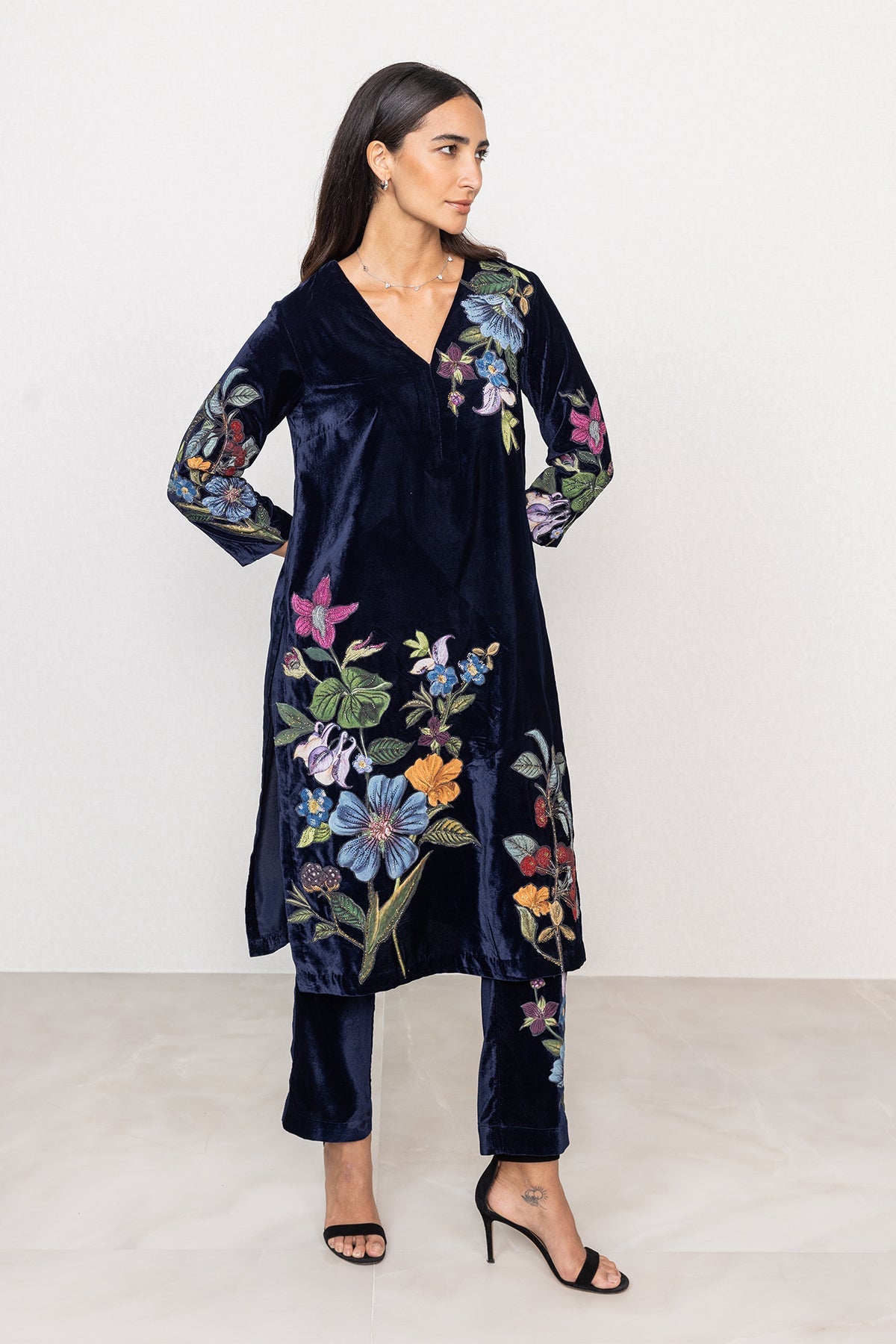 Ranna Gill Navy velvet embroidered floral tunic set.