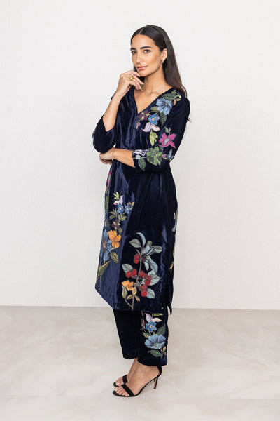 Ranna Gill Navy velvet embroidered floral tunic set.