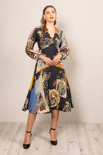 Novel Scallop Midi Dress