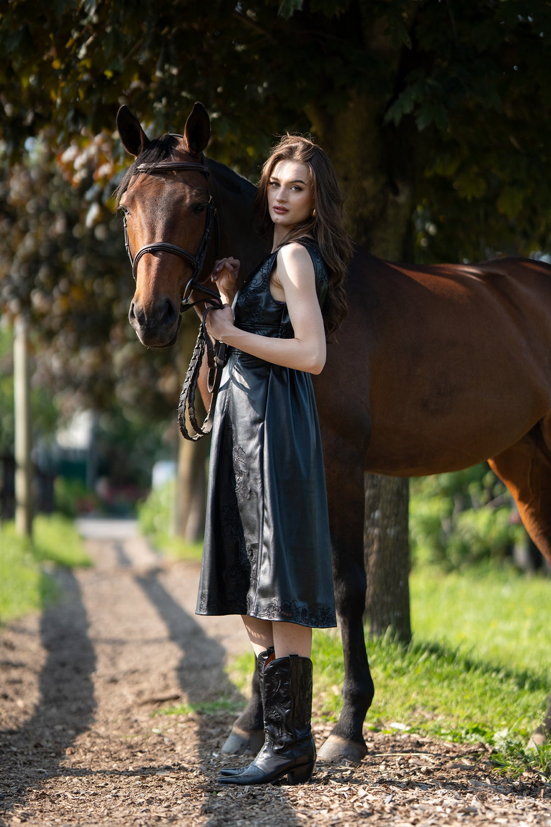 RG BLOUSES & DRESSES  Ranna Gill