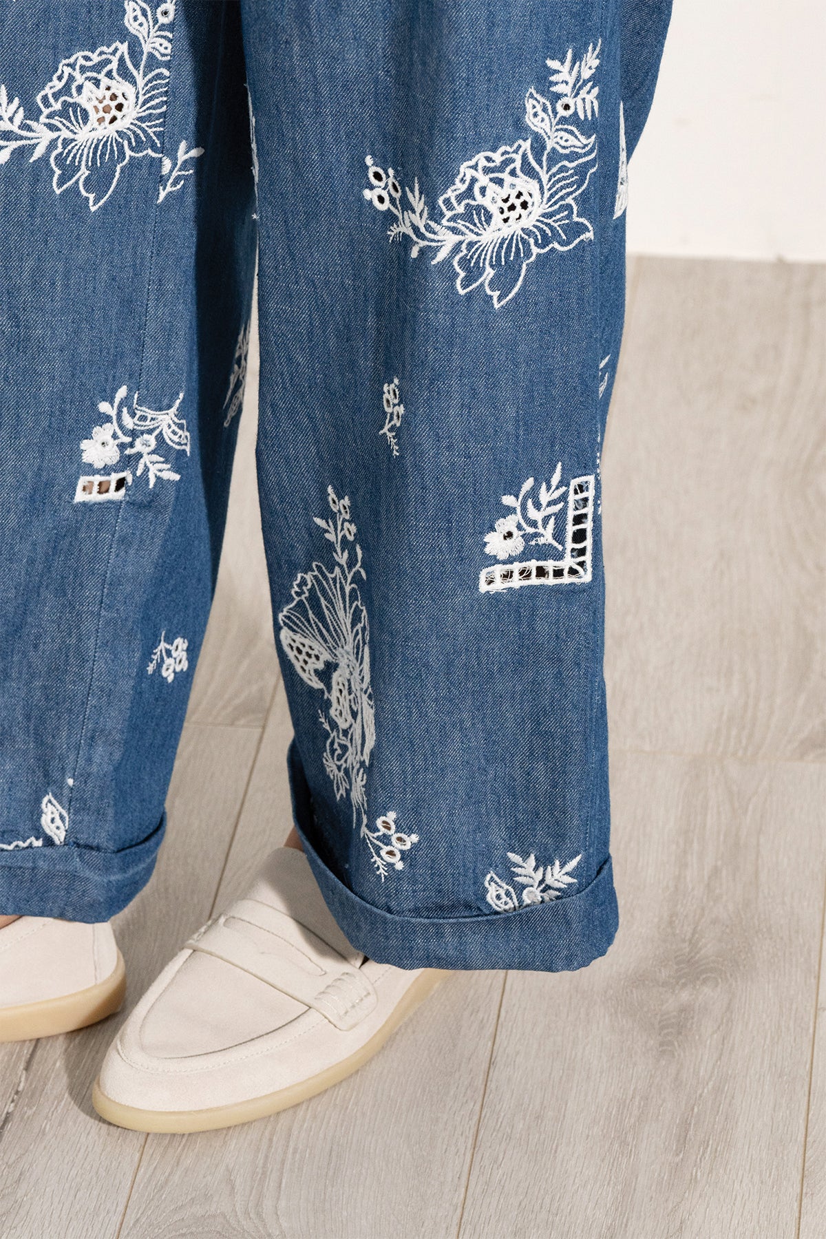 Lumo High Waisted Pant