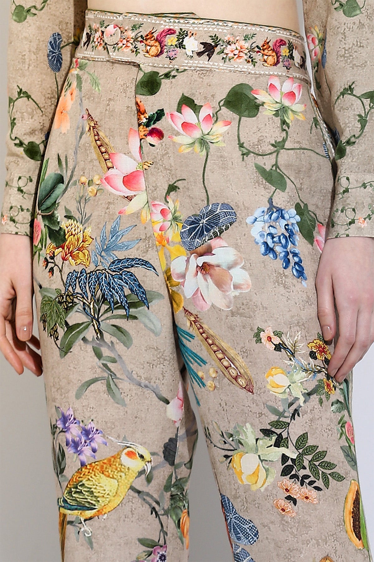 Mira Rajput in Ilina Bootleg Pants