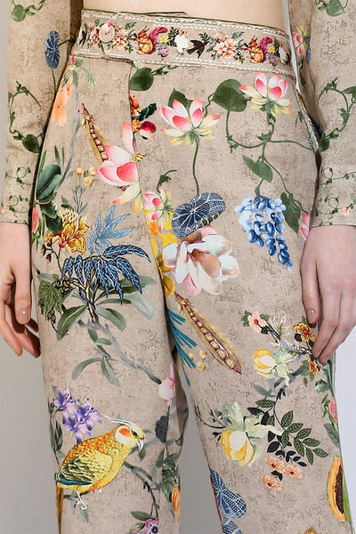 Mira Rajput in Ilina Bootleg Pants