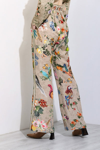 Mira Rajput in Ilina Bootleg Pants