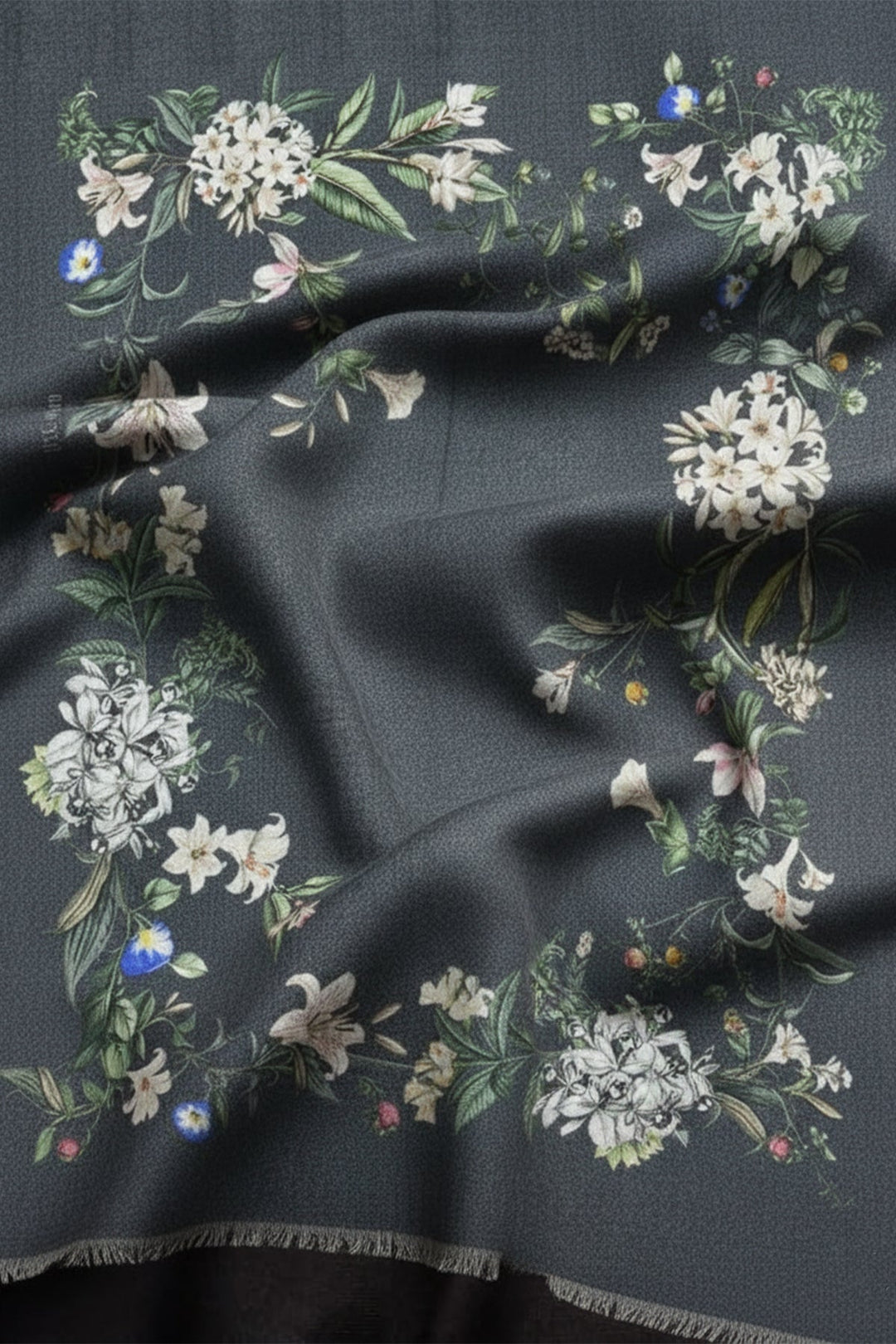 Bloomveil Stole