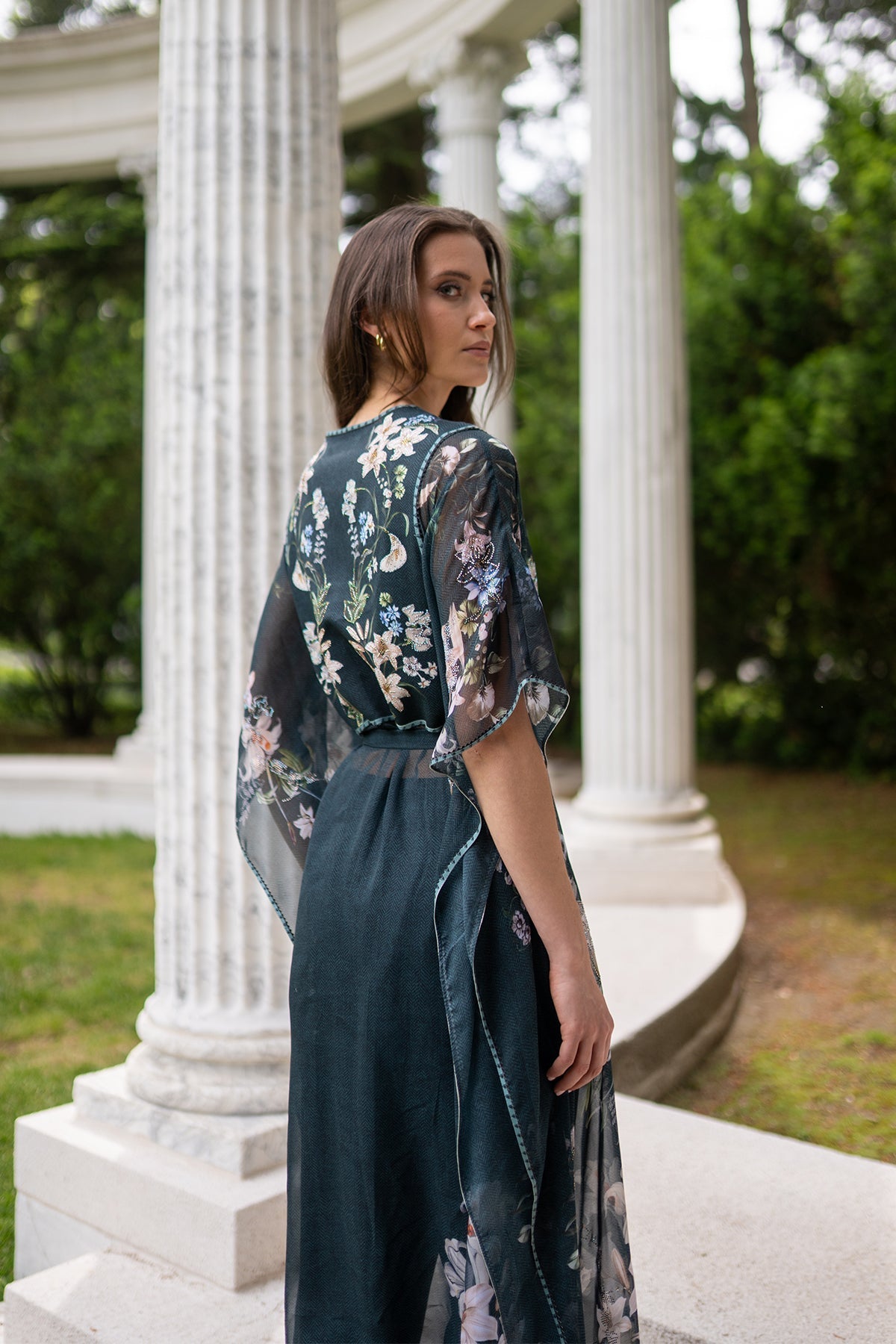 Ranna Gill Valdora bottle green floral tunic set with cape sleeves and belt