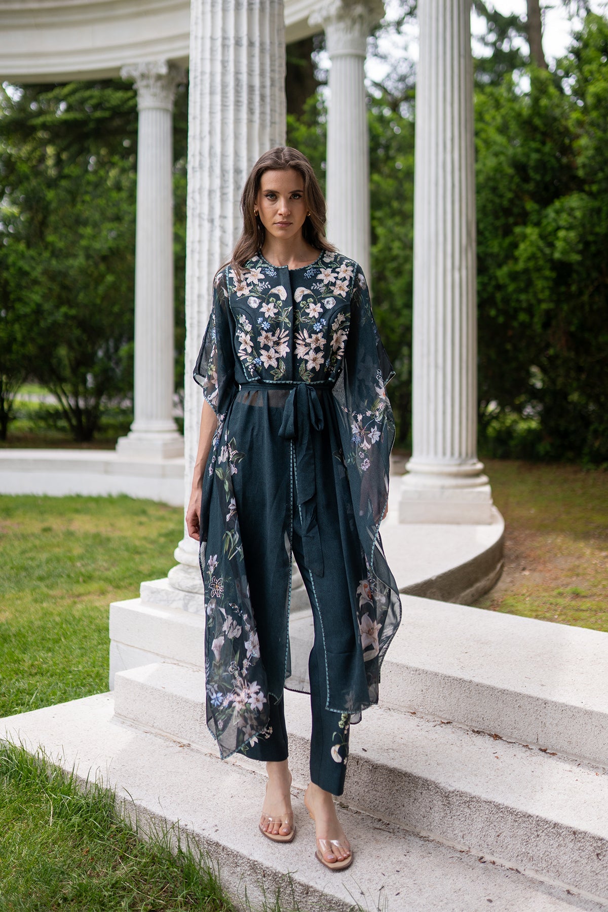 Ranna Gill Valdora bottle green floral tunic set with cape sleeves and belt.