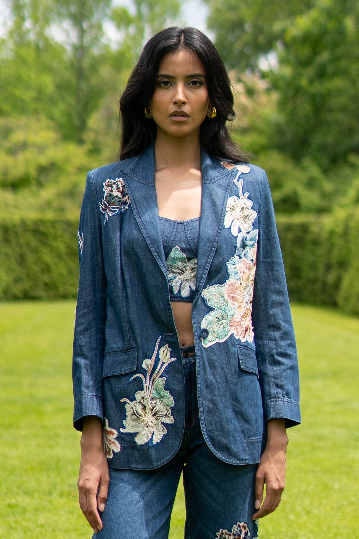 Vera Knotch Collar Jacket