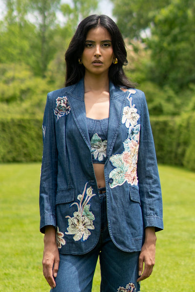 Vera Knotch Collar Jacket