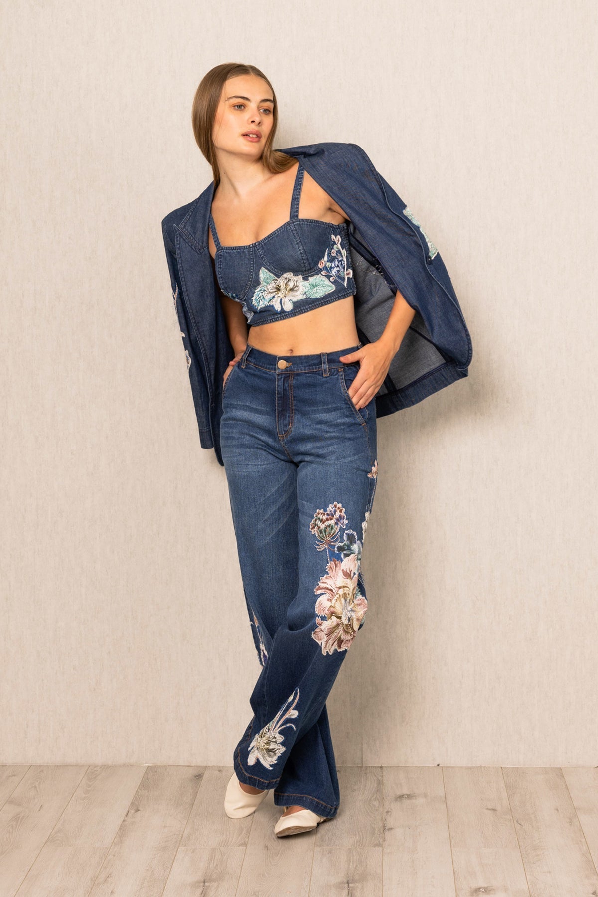 Vera Knotch Collar Jacket