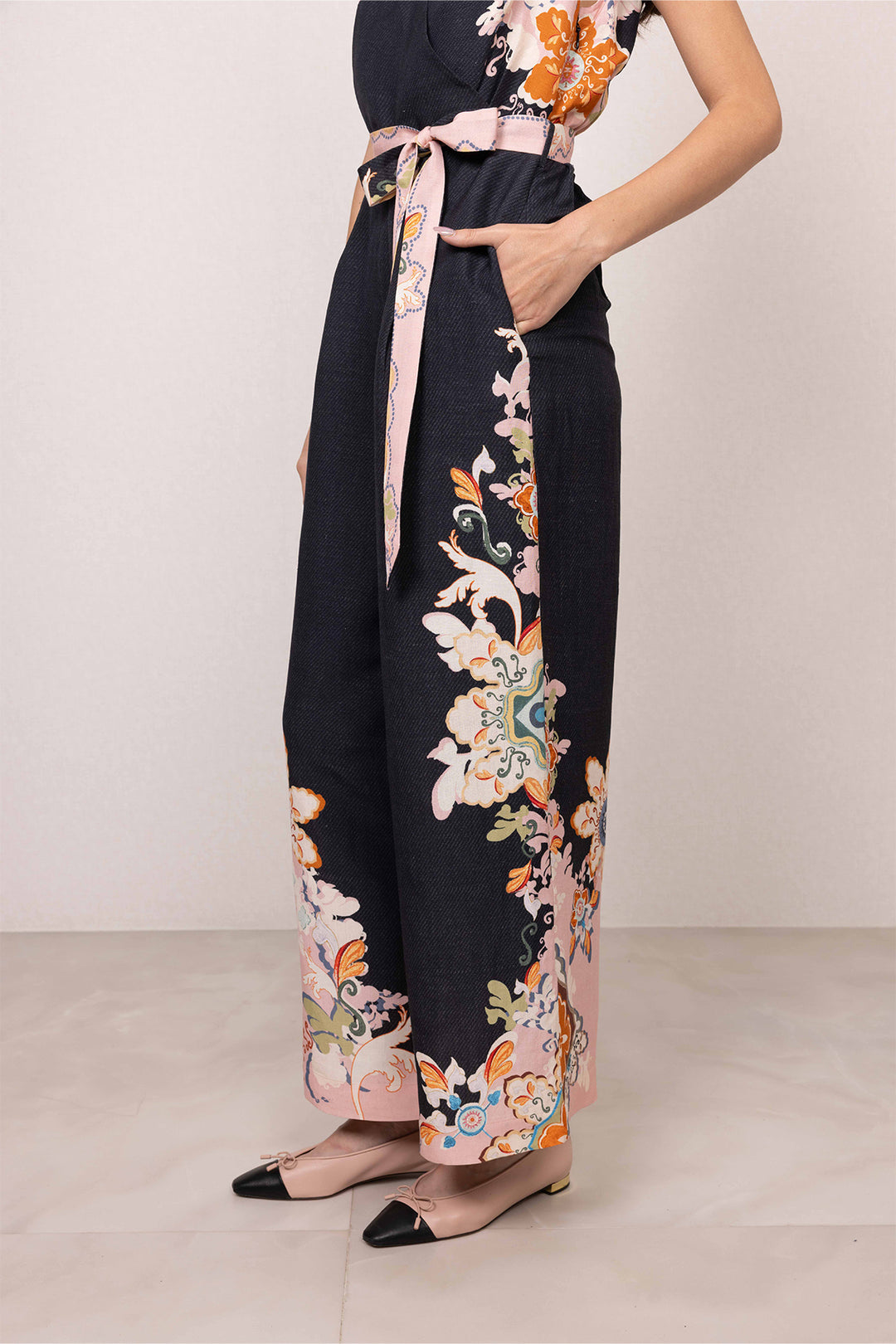 Avira V Neck Jumpsuit