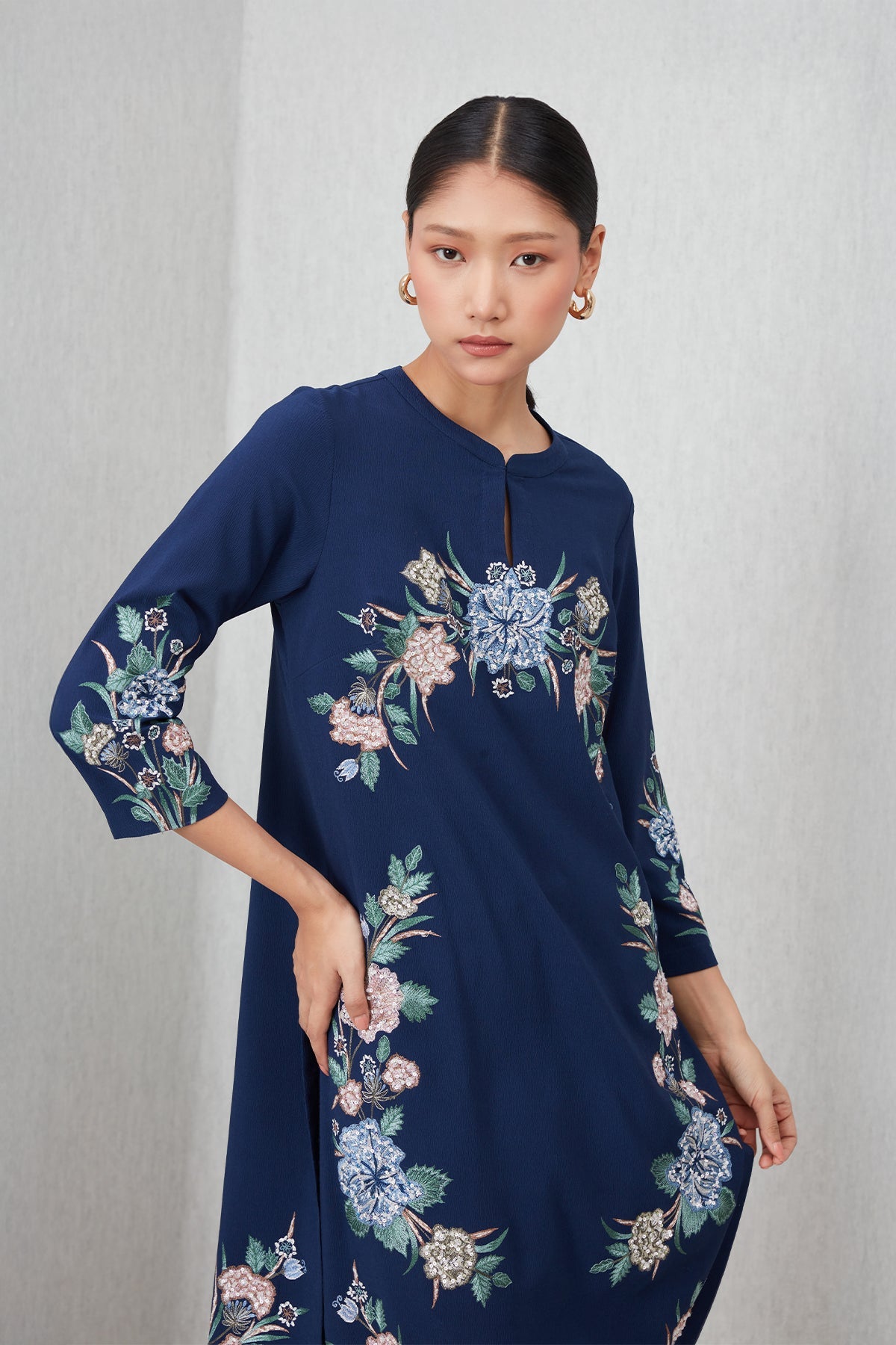 Ranna Gill Elowen Tunic Set in navy blue with floral embroidery.
