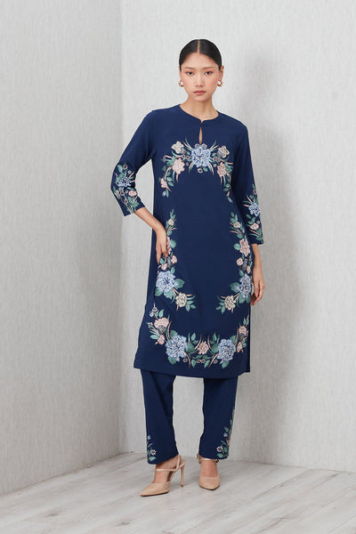 Ranna Gill Elowen Tunic Set in navy blue with floral embroidery.