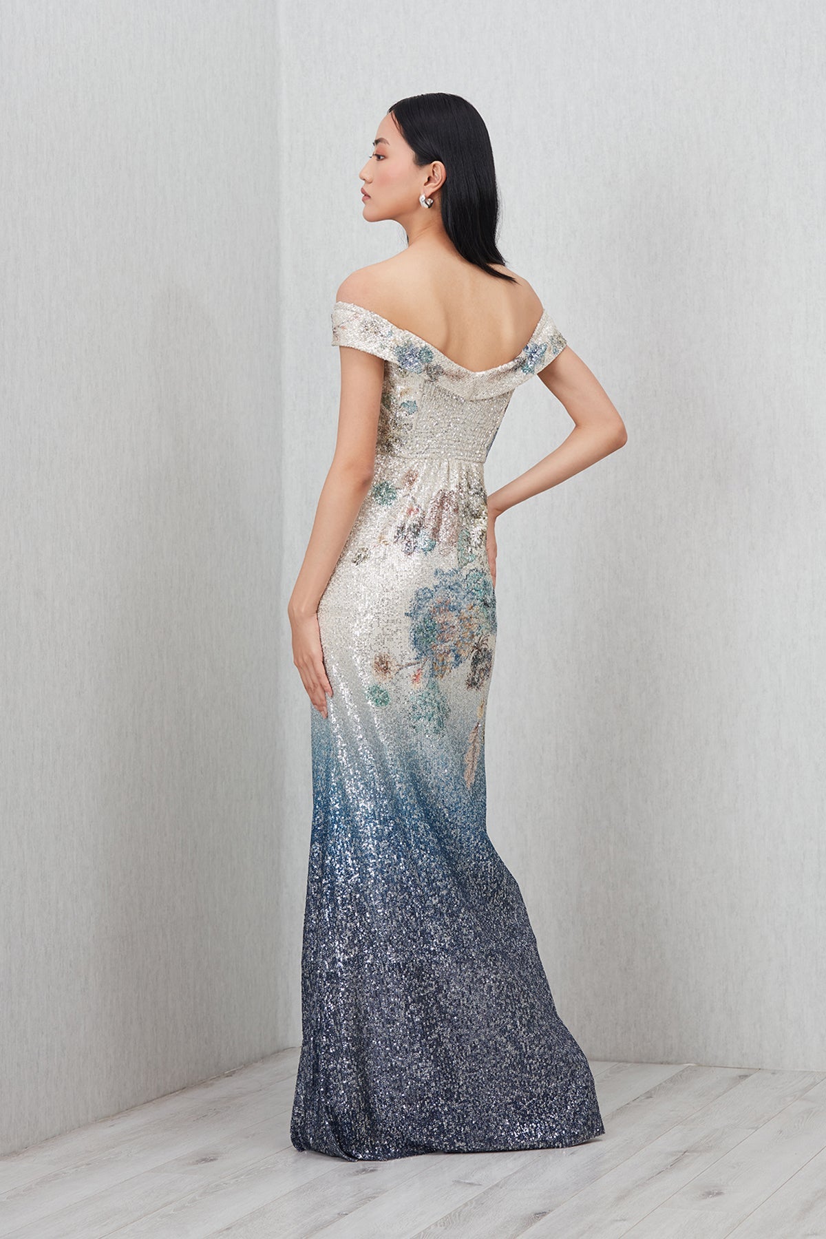 Valestra Gown