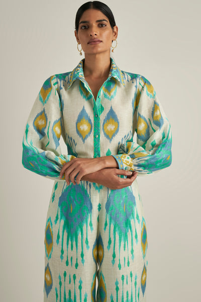 Kareena Kapoor in Lydia Blouse