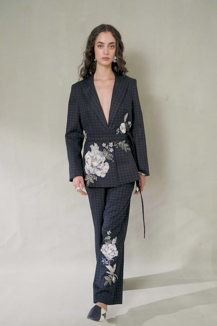 Elvyra High Waisted Pants