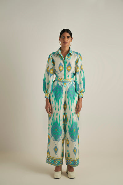 Kareena Kapoor Khan in Lydia Matching Set