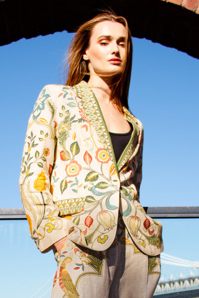 Misu in Alena Jacket Set